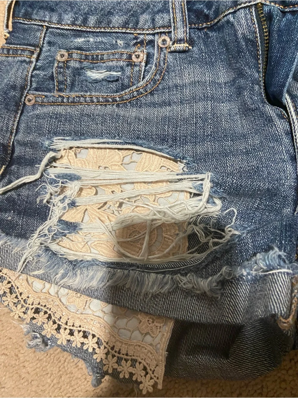 American Eagle Outfitters casual distressed